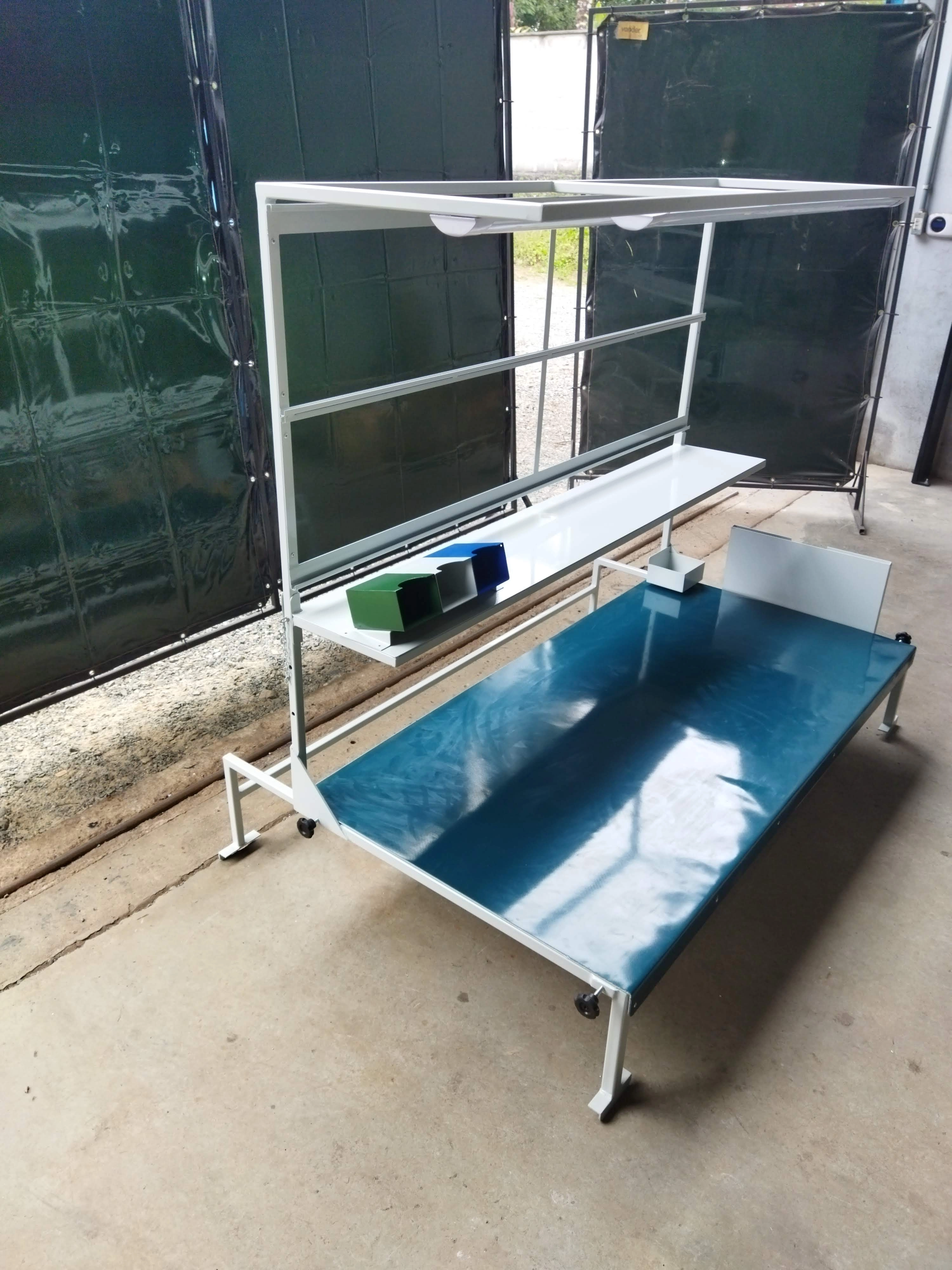 Bancada metálica modelo 14