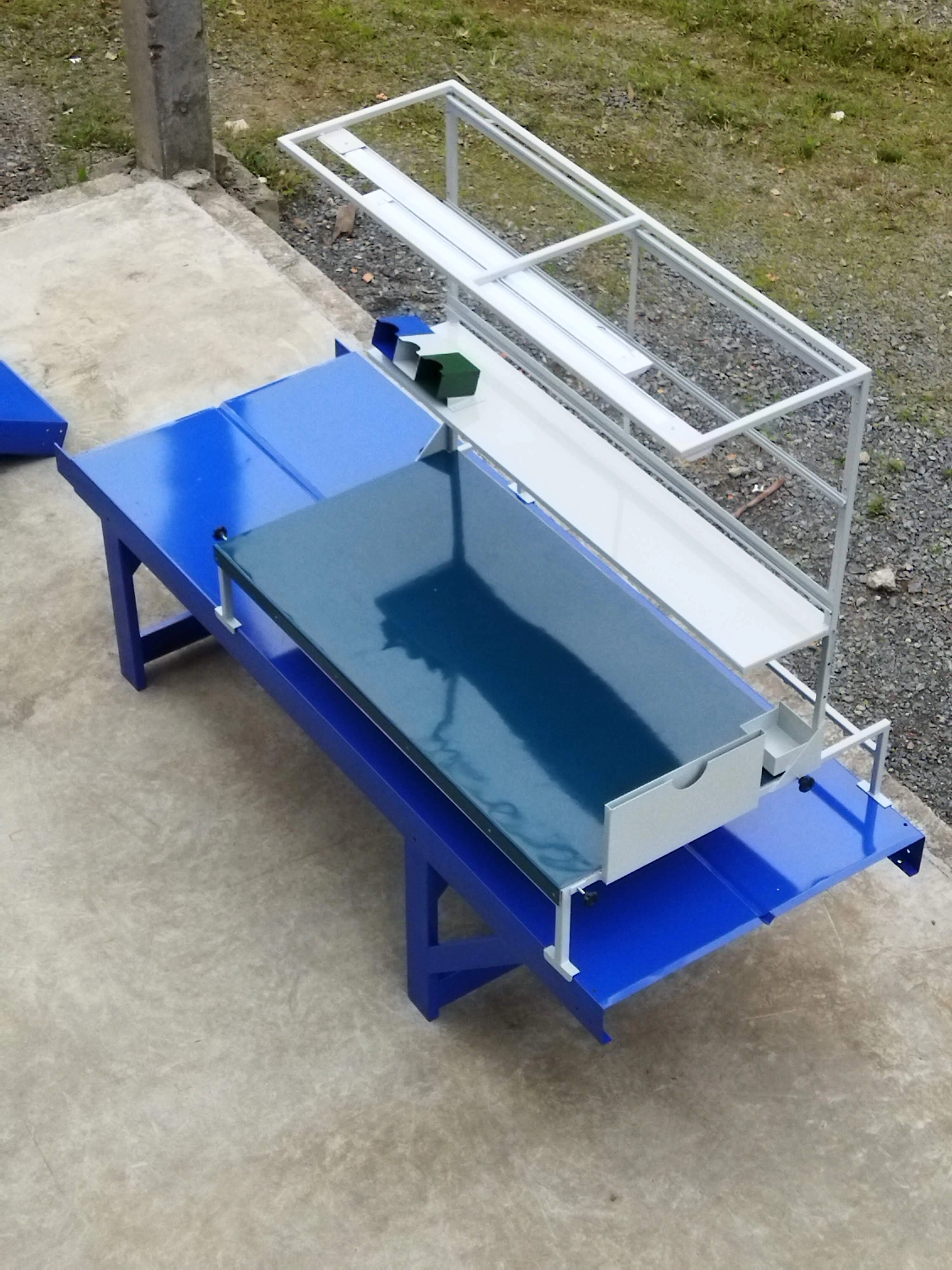 Bancada metálica modelo 15