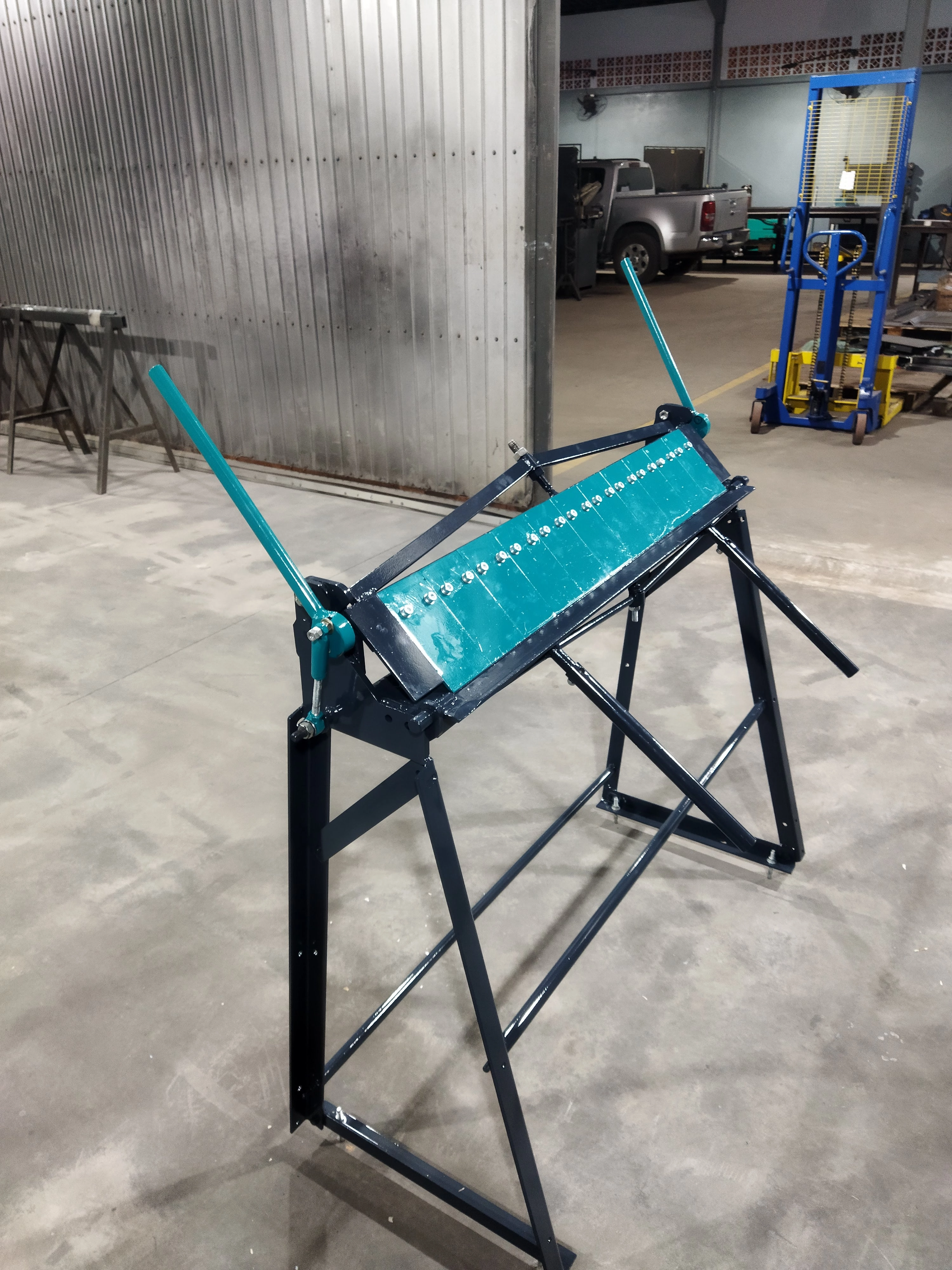 Dobradeira industrial modelo 3