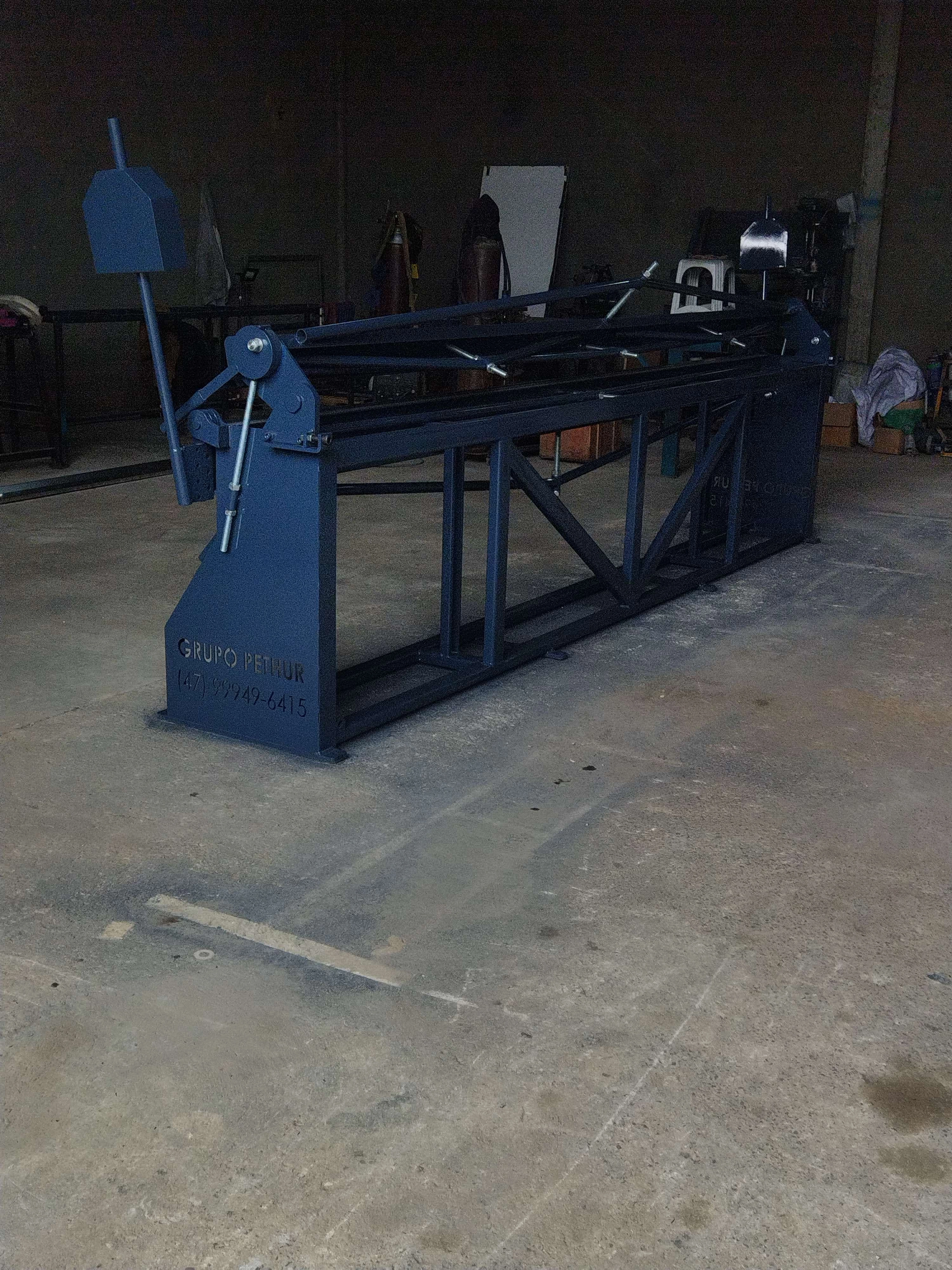 Dobradeira industrial modelo 3